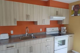 Central Okanagan House | Traders Cove Hideaway