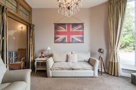 Buxton Apartment | Limehurst 1867 - Central location, ground floor