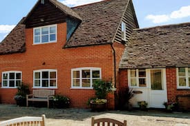 Ropley House | Entire cottage in the heart of rural Hampshire.