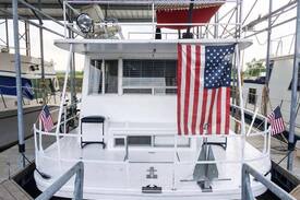 Portage Des Sioux Boat Rental | Vintage Houseboat Experience #2