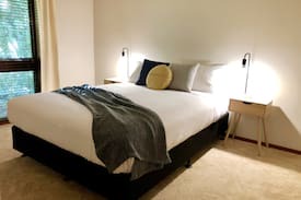 Bright Apartment | Peace Retreat Bright