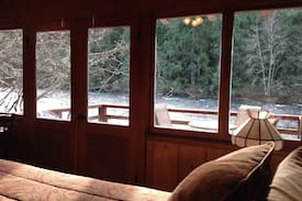 Vida Cabin | Mckenzie River Cabin #3 Rivers Rest