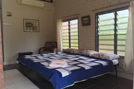 Mersing House | Willa’s Guesthouse Chalet C
