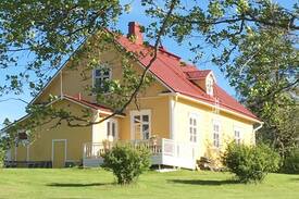 Renko Villa | Lovely Villa Rantala located on a lake