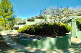 Cornville House | Waterfalls and Peacocks (Main)- 25 min to Sedona!