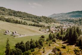 Ujsoy Cabin | Chromcówka -ciche, piękne miejsce w Beskidach