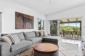 Coopers Shoot House | The Barn Byron Bay Hinterland