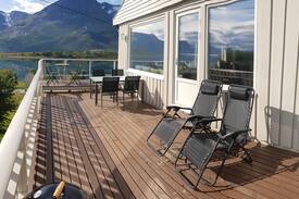 Tromso Villa | Jiehkkevarri Lodge, Lyngen Alps