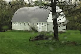 Madelia House | Peaceful, warm farmhouse with abundant wildlife.