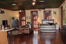 Gonzales Apartment | The Loft downtown