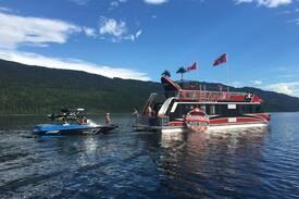 Sicamous Boat Rental | Pirate of the Shuswap