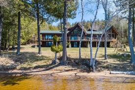 Saranac Lake House | Alpenglow Lakeside Lodge on Lower Saranac