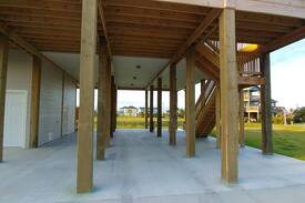 Crystal Beach House | BEACH RETREAT! MUST SEE! De La Sol