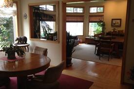 Arlee House | Russian Olive Private Home - 30 min to Missoula