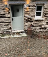 Knockaderry Cross Roads Cabin | The Butlers Cottage Tinahely