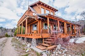 Irwin Cabin | Paradise in Palisades