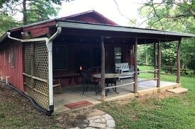 McGaheysville Cabin | Shenandoah Valley Farm - Cottage 4