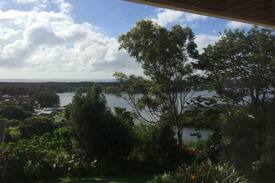 Banora Point Apartment | The Rabbit Retreat - Pet Friendly/Ocean Views