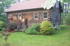 North Carver Cabin | Traditional Log House Near Cape Cod