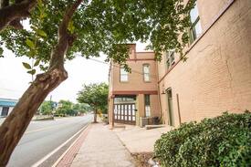 Americus Apartment | AMERICUS THE BEAUTIFUL - Historic Downtown Loft