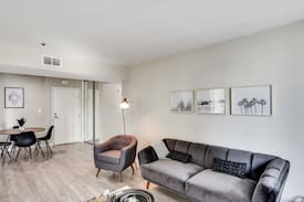 East Hollywood Apartment | Cozy 2BR Apartment in Hip LA Neighborhood