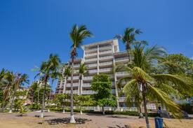 Barrio Los Villalobos Apartment | Oceanfront The Palms Jacó Costa Rica #102