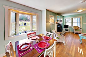 Barnardsville Cabin | Cuddles Cottage w/ Hot Tub, Deck & Fire Pit