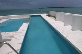 Nassau House | The Beach House Hostel