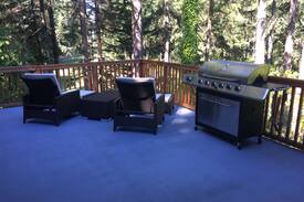 Union House | Hood Canal Treehouse - Golf Course Alderbrook