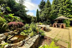 Ballybofey House | Jackson's Riverside Retreat 250meter to Ballybofey