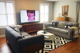 Prince Edward House | The Canyon - Entire House Rental