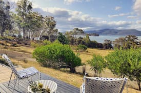 South Bruny House | 'Seabirds', private waterfront location