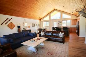 Flagstaff House | Forest Lodge Backing the Forest with Mtn Views
