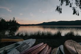 Tuwanek Cabin | CREEKSIDE COTTAGE