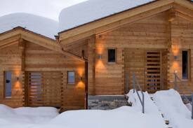 Riederalp Villa | Luxurious Chalet Altishofen in Golmenegg