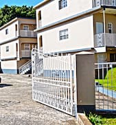 Spalding Apartment | Clandon Victory Apt. 7 - (Tours available)