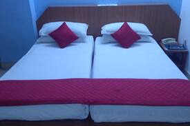 Anantapur Hotel | Iroomz Sapthagiri Balla - Double AC Room