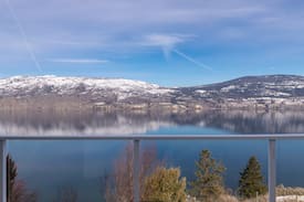 Okanagan-Similkameen Bed & Breakfast | Windmill B&B in Summerland Estate Winery