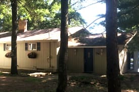 Lake Tomahawk Cabin | Lakefront Cottage on the Rainbow Flowage