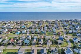 Pirates Beach House | The Salty Dog Beach House