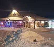 Columbia Cabin | Hunters Lodge and restaurant