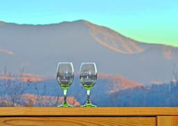 Gatlinburg - Pigeon Forge Cabin | Time after Time Log Cabin w/ breathtaking views!