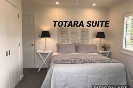 Greytown House | “Tregandale” 2x Suites & 2x Ensuites