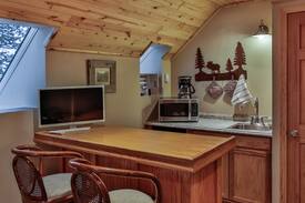 Deadwood Apartment | Harley Court Loft