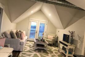 Dandridge House | The Farmhouse at Douglas Lake