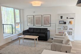 Whitehorse House | snohouse - Modern Guesthouse in the Forest