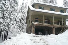 Arnold House | Arnold Luxury Mountain Retreat
