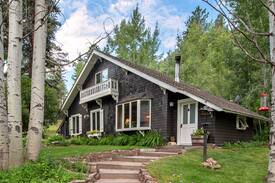 Redstone Cabin | Historic Gamekeeper's Carriage House