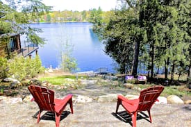 Bala Cabin | Cozy Moon River Cottage