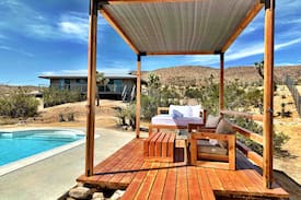Yucca Valley House | The Joshua Tree Prescott House + Pool & Hot Tub